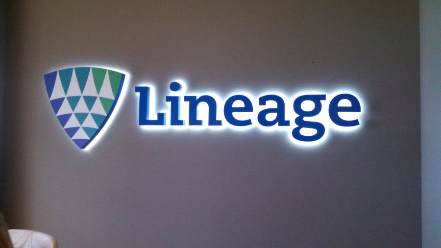 Illuminated channel letters and logo for Lineage