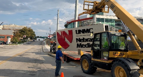 UNMC Signage Install